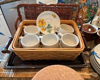 Mugs, Basket