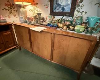 MCM Walnut Credenza, T.H. Robsjohn-Gibbings design for Widdicomb