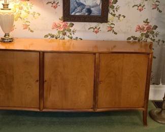 MCM Walnut Credenza, T.H. Robsjohn-Gibbings design for Widdicomb