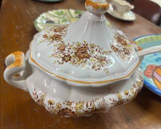 Faience tureen