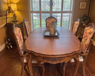 Dinning table