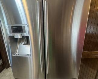 Massive refrigerator
