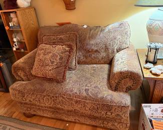 loveseat