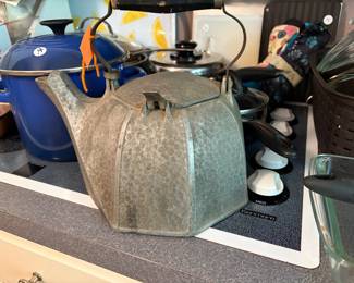 Wagner hammered alum. tea pot, vintage