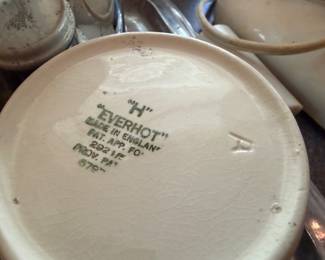 Bottom of tea set