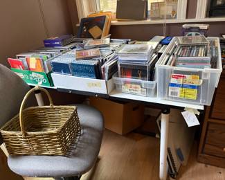 many CD's