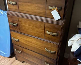 chest of drawers, vintage