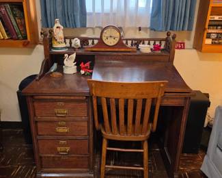 Desk $150