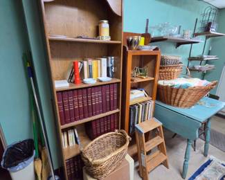Bookcase $40