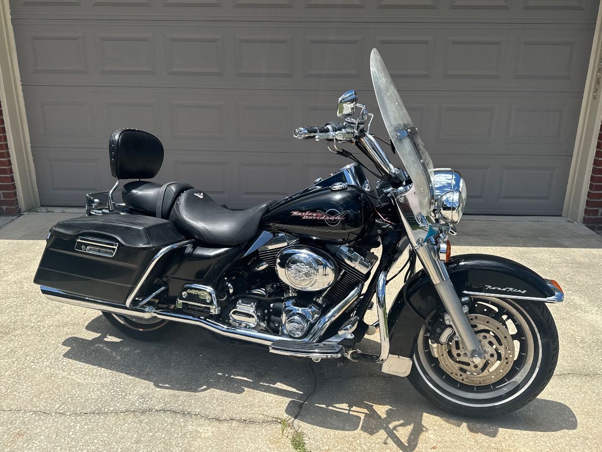 2006 Harley classic approximately 17k miles