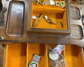 Gentleman’s jewelry box with cufflinks, tie bars, etc