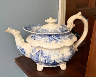 Staffordshire blue transferware teapot