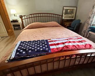 King bed, three US flags, chenille bed spread