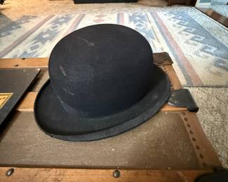 Derby hat