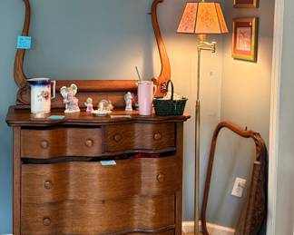 Oak dresser with mirror