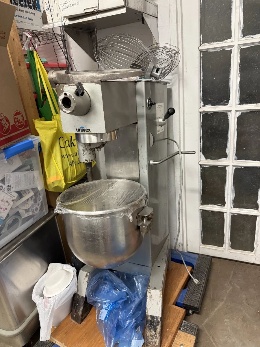 commercial mixer