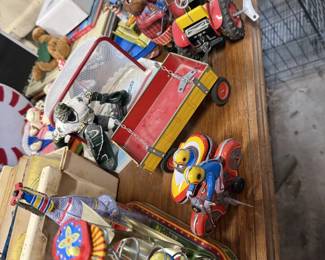 wind up toys
