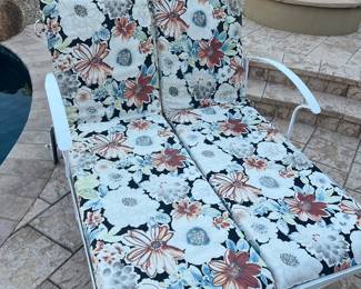 WROUGHT IRON DOUBLE CHAISE LOUNGE