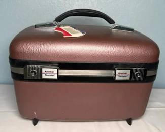 Vintage American Tourister Hard-Shell Train Case, Mauve with Mirror