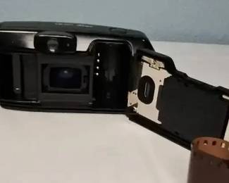 Canon Sure Shot 70 Zoom 35mm Film Camera with Manual & Strap