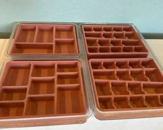 Velvet-Lined Jewelry Organizer Trays with Clear Lids – Set of 4