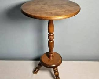 Ethan Allen Round Wood Pedestal Side Table – 15 in. x 23.5 in.