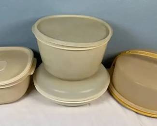 Vintage Tupperware Almond Storage & Serving Set – 5 Pieces with Lids