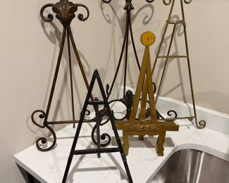 Display Easels