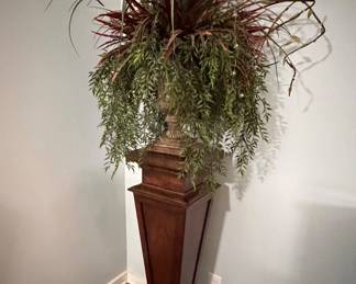 Large Ethan Allen Pedestal w/ Plant