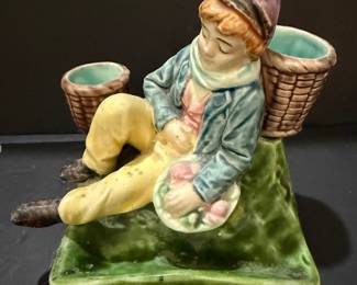 Majoilica Figurine