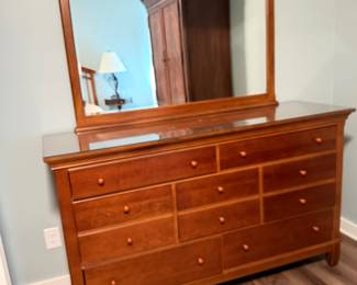 Thomasville Dresser