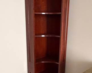 Mahogany Corner Shelf (1 of 2)