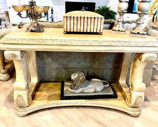 Distinctive baroque style console table