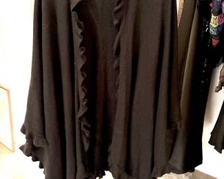 Ruffle trim shawl