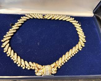 Stylish fashion necklaces
