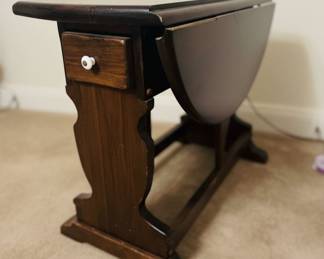 Ethan Allen Drop Leaf Side Table