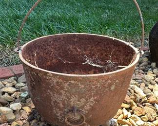 Cast Iron Cauldron Pot