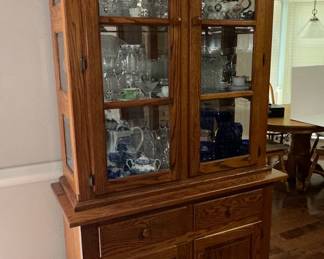 Traditional Style China Cabinet
