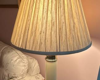 Corinthian Column Style Table Lamp