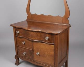 Victorian Tiger Oak Washstand