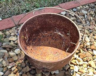 Cast Iron Cauldron Pot