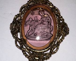 Goldette Style Cameo Brooch