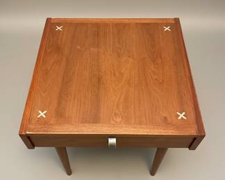 Merton Gershun for American of Martinsville Mid-Century Modern Walnut Side Table