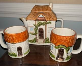 Otagiri Cottage Teapot and Mug Set