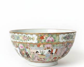 Chinese Export Famille Rose Medallion Punch Bowl