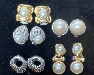 Vintage Clip-On Earrings 