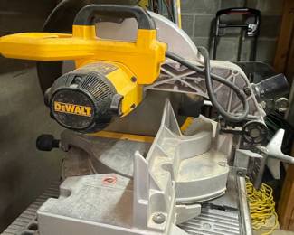 DeWalt Compound Miter Saw