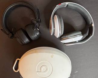 Marshall Major III Voice Wireless On-Ear Headphones and Beats Studio 3 Wireless Over-Ear Headphones
