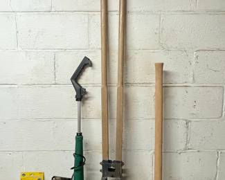 Manual Clamshell Post Hole Digger
