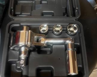Torque multiplier lug nut remover tool set